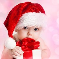 6 Ways to Celebrate Baby’s First Christmas